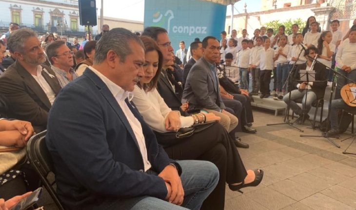Raúl Morón acudió a la instalación del Consejo Michoacano para la Paz y la Reconciliación