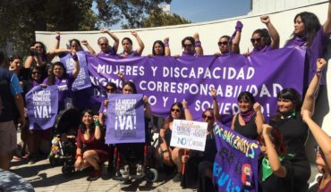 Revisa los desvíos en Santiago por marcha del Día Internacional de la Mujer