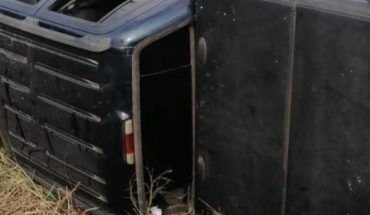 Se registra volcadura en la México 15, el conductor huyó