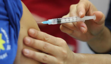 Vacuna experimental contra el Covid-19 se prueba en primer voluntario en EE.UU.