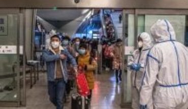 Wuhan intenta renacer entre fuertes medidas de control contra el virus
