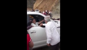 translated from Spanish: AMLO greets The Chapo’s mother in Badiraguato