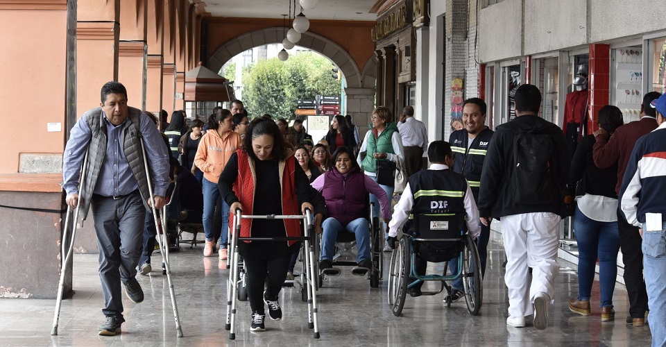 CDMX launches card to expedite paperwork for people with disabilities