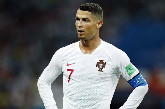 Cristiano Ronaldo asks to give everyone's "maximum" to "protect life" from the threat of coronavirus