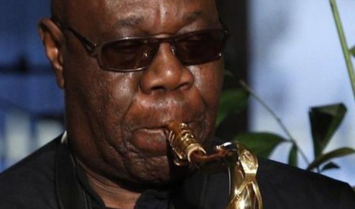 translated from Spanish: Jazz saxophonist Manu Dibango dies of coronavirus