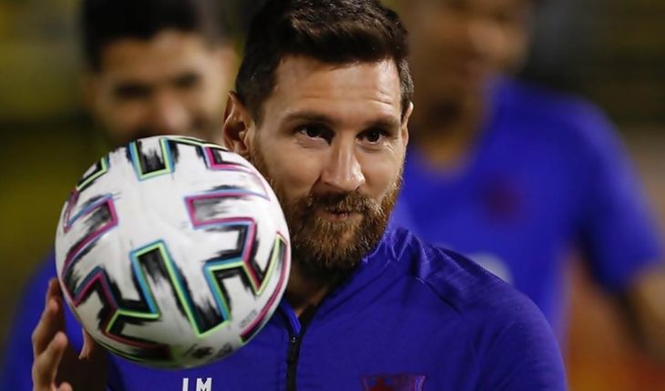 translated from Spanish: Lionel Messi donated one million euros to hospitals in Barcelona and Argentina