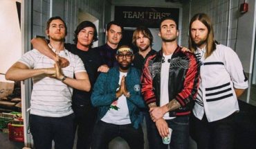 translated from Spanish: Maroon 5, after suspending the show: “We are sorry to disappoint our fans”