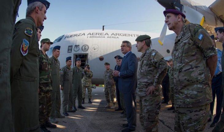 translated from Spanish: Two Air Force Hercules aircraft travel to Peru to repatriate 140 Argentines