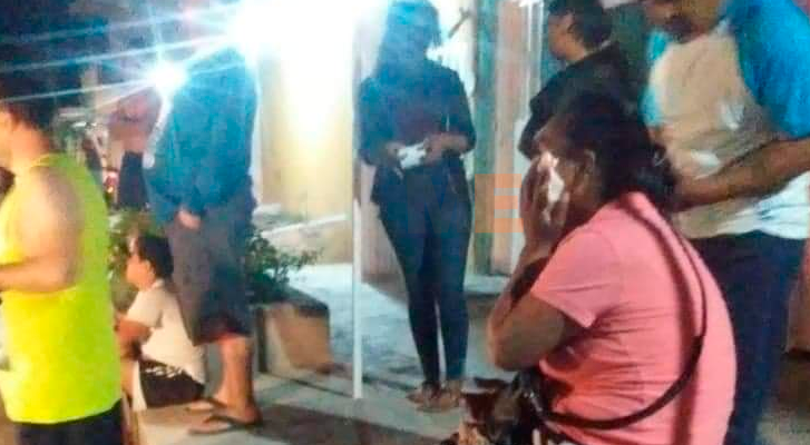 Woman is attacked by her ex-partner, he even tried to run her over in Apatzingán, Michoacán
