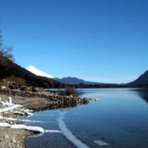 Científicos chilenos advierten costos medioambientales de carreteras hídricas
