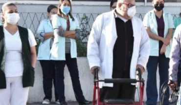 Covid-19: México autoriza contratar a médicos extranjeros
