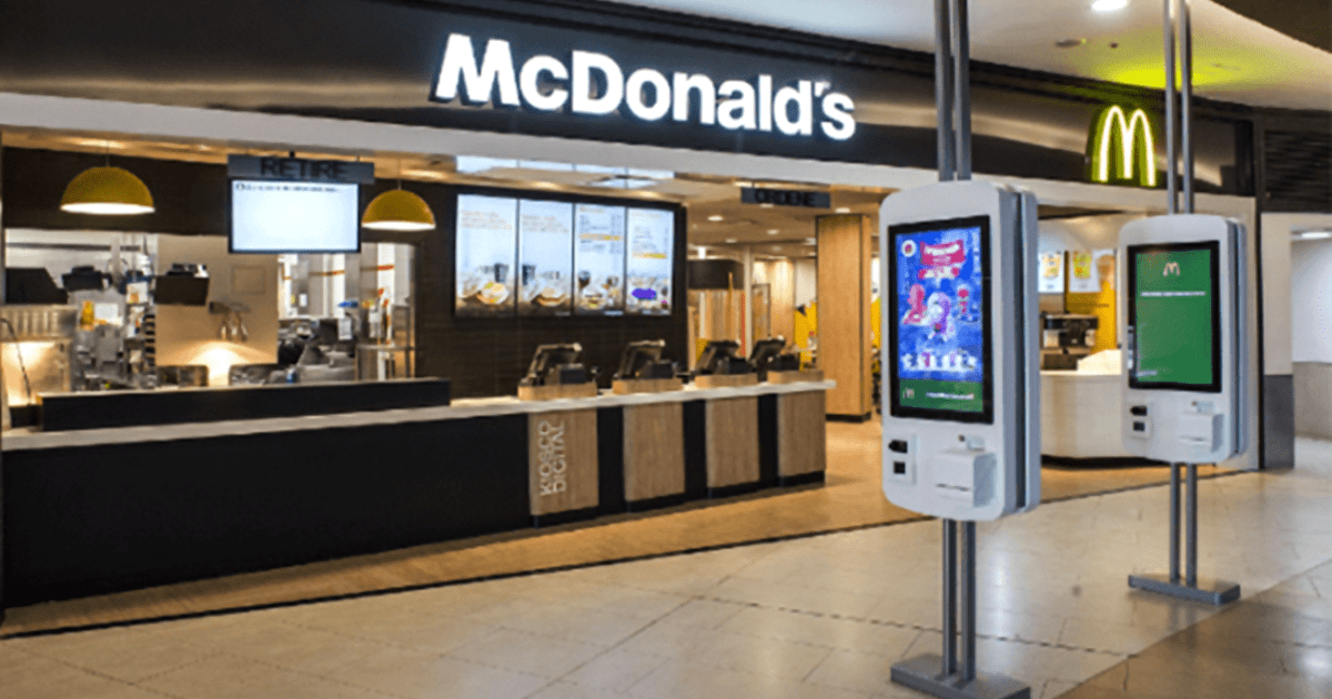 Denuncian que McDonald's y otras cadenas de comida rápida pagaron salarios con quitas