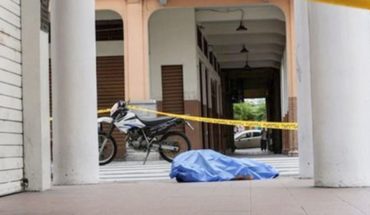 Ecuador colapsado por el coronavirus: dejan cadáveres en las calles