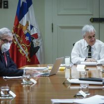El peligroso triunfalismo de Mañalich y de Piñera en el manejo de la pandemia que preocupa a los equipos técnicos del Minsal