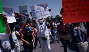 Trabajadores de La Raza protestan por falta de equipo ante COVID-19