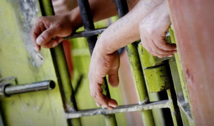 [VIDEO] Decenas de presos protagonizan motín en cárcel de Buenos Aires por temor al coronavirus