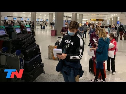 Cuarentena | Tras un mes sin vuelos a Madrid, Aerolíneas vuelve a traer repatriados