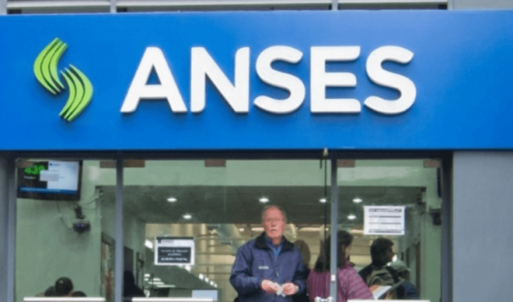 translated from Spanish: Anses begins emergency family income payment today