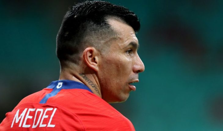 translated from Spanish: Bologna could let Gary Medel go to return to his love club