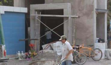 translated from Spanish: Culiacan burials do not respect measures against coronavirus