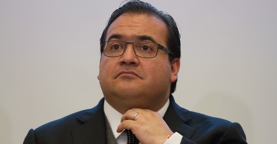Duarte's trustees confess fraud and complicity with notaries