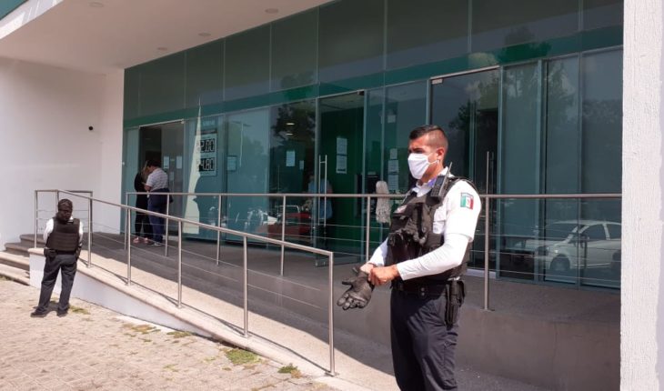 translated from Spanish: Morelia police start surveillance operation on banks and shopping malls