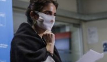 translated from Spanish: Pandemic hits labor market hard: Government reports that more than half a million workers have contracts suspended by the Employment Protection Act