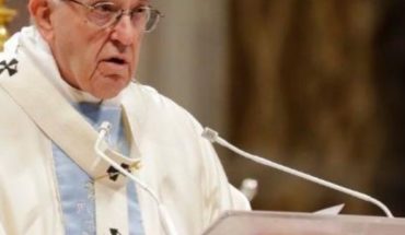 Pope Francis proposes universal wage for the most vulnerable workers