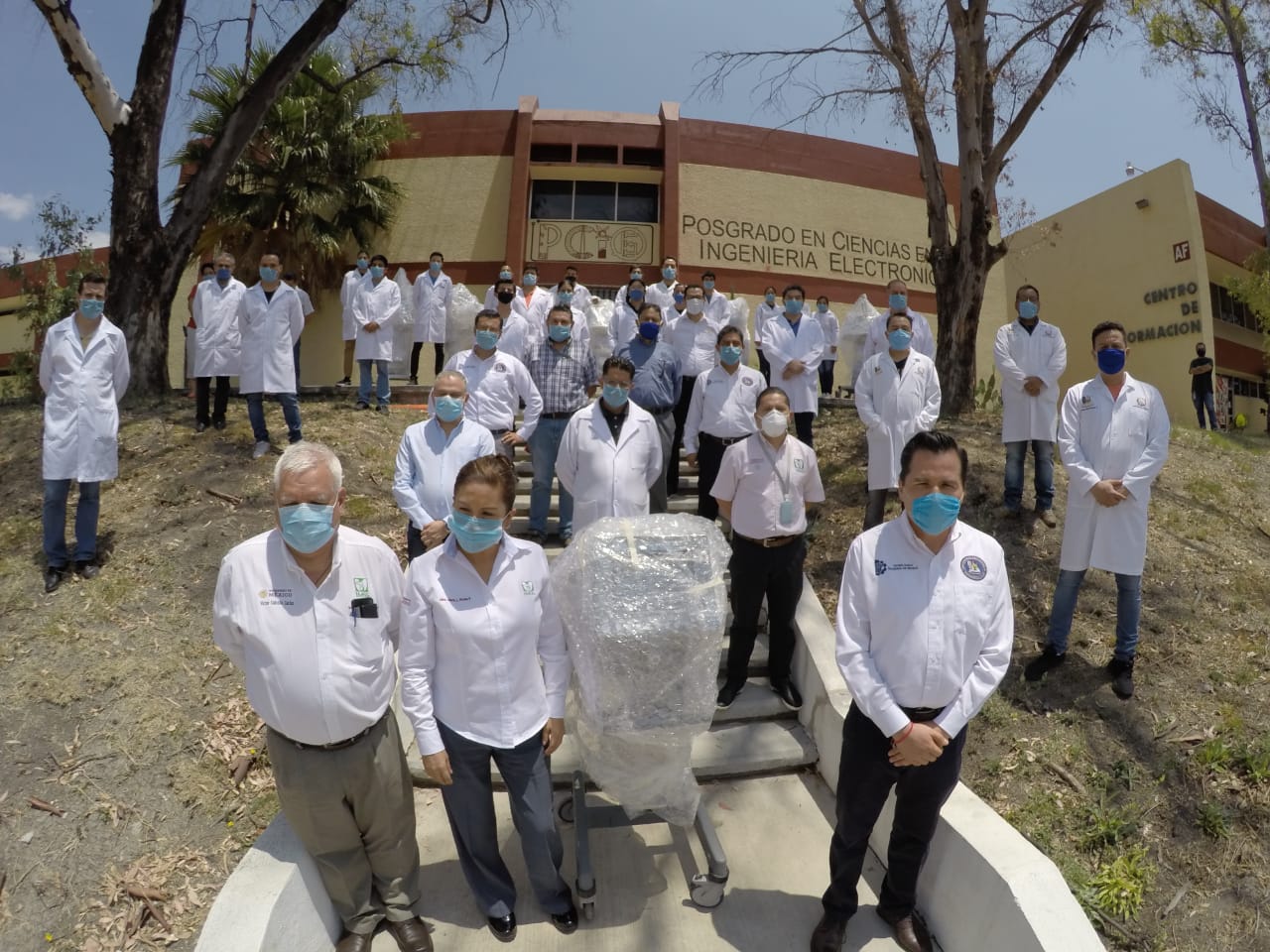 Reports that TECNM and Campus Morelia delivered lung respirators
