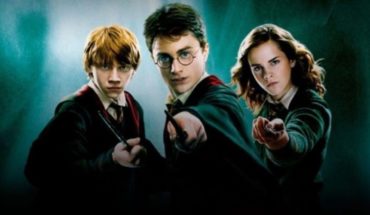 translated from Spanish: They offer $1000 to watch all the “Harry Potter” movies