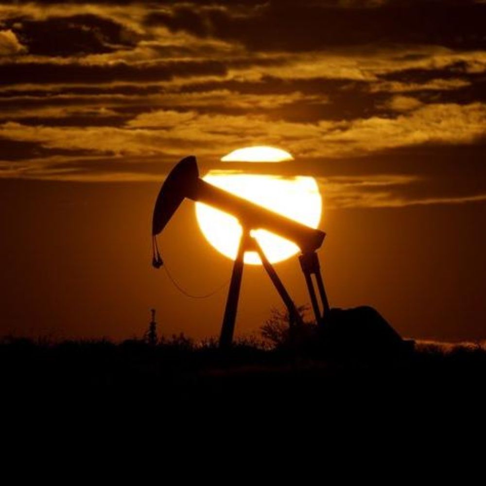 U.S. crude oil price falls nearly 20%, below $15 a barrel