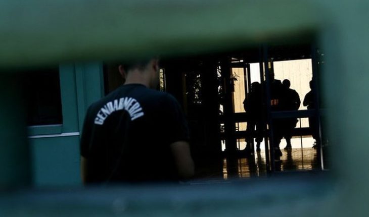 translated from Spanish: [VIDEO] Puente Alto prison: inmates mutiny in covid in crisis of Covid-19