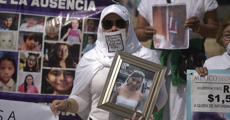 10 de mayo, con serenatas virtuales y protesta de madres de desaparecidos