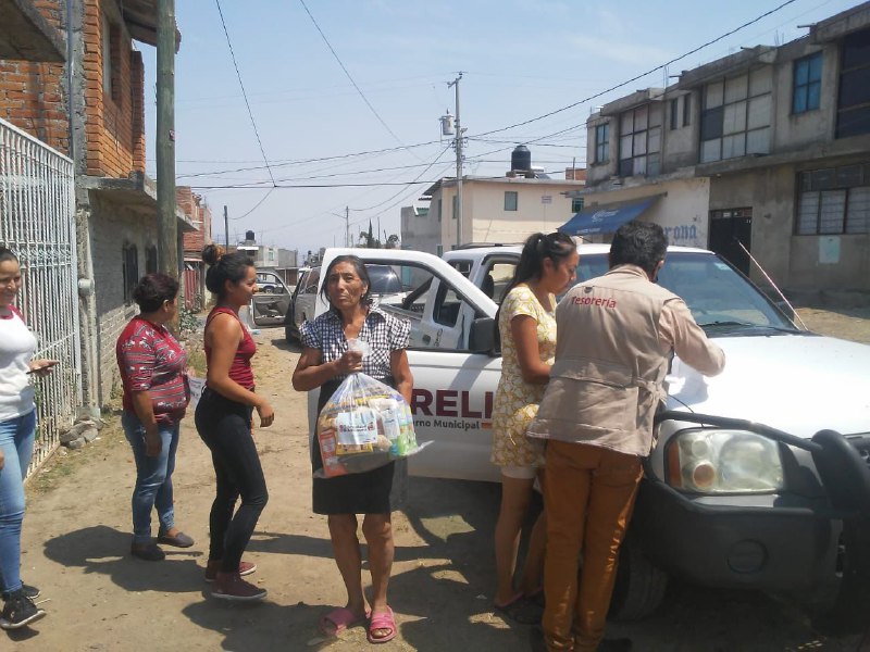 Ayuntamiento de Morelia continúa entregando paquetes alimentarios a familias morelianas