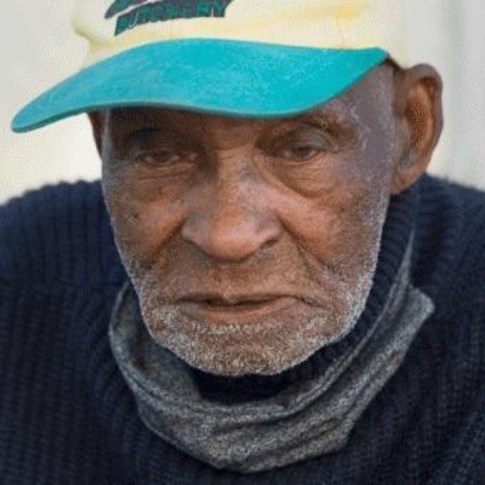 Hombre de Sudáfrica cumple 116 años en plena pandemia de coronavirus