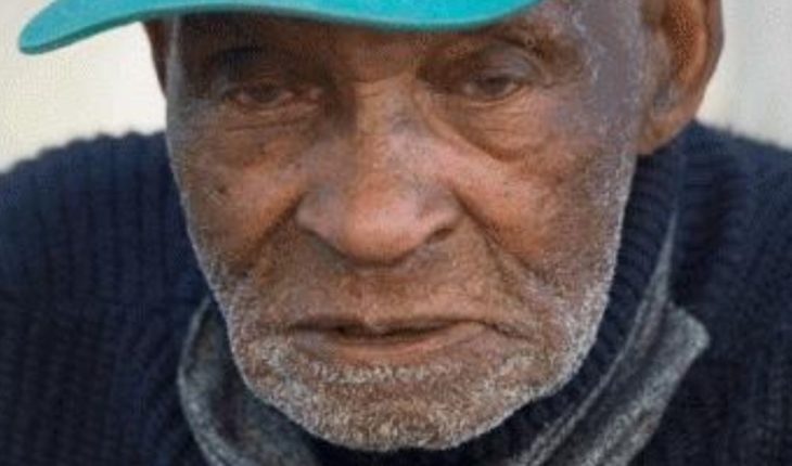 Hombre de Sudáfrica cumple 116 años en plena pandemia de coronavirus