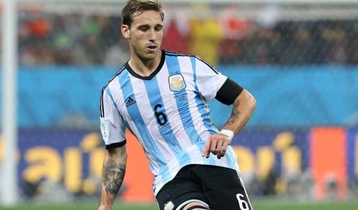 Lucas Biglia podría volver al fútbol argentino en julio