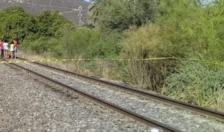 Mujer muere arrollada por el tren en San Blas, El Fuerte