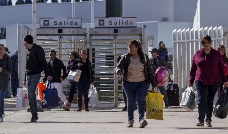 Restricción de viajes no esenciales entre México y EU podría extenderse