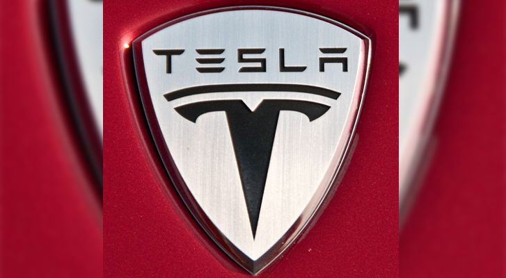 Tesla reabre plantas en Nevada y California con el respaldo de Donald Trump