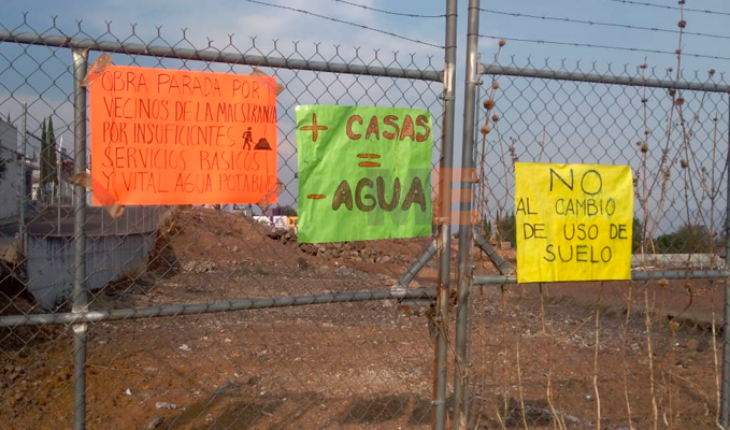 Vecinos de Lomas de la Maestranza se oponen a construcción de viviendas por problemas con el agua