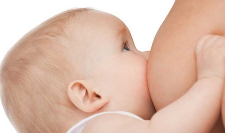 translated from Spanish: Ask mothers to continue breastfeeding with Covid-19