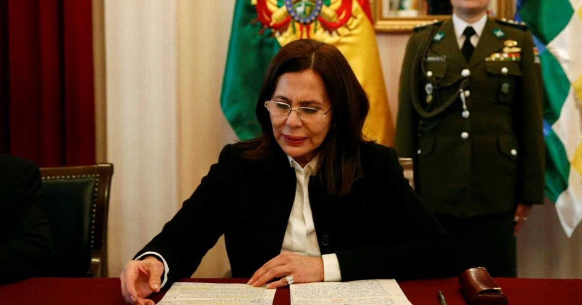 Bolivian Chancellor Karen Longaric criticized Alberto Fernandez