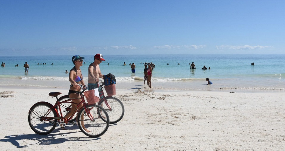 Government to hold long weekends to revive tourism
