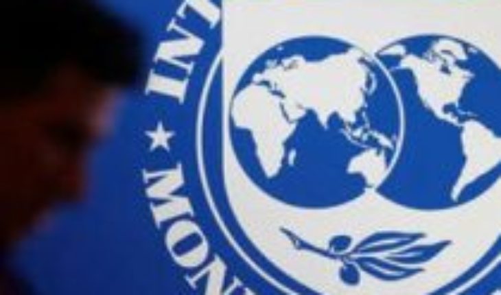 translated from Spanish: IMF calculates bigger-than-expected collapse in Latin American economies