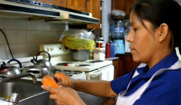 translated from Spanish: Independent domestic workers can now register for Solidarity Word Credit