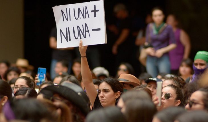translated from Spanish: NGOs demand budget certainty to address violence against women
