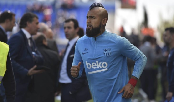 translated from Spanish: Vidal and return to training: “The least we can do is take care of ourselves and set an example”