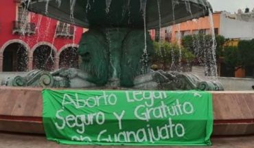 translated from Spanish: ‘Virtual Pañuelazo’ in support of legalization of abortion in Guanajuato