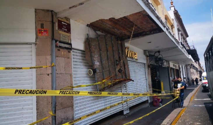Ayuntamiento de Morelia realiza delimitación de inmueble céntrico por colapso de plafón